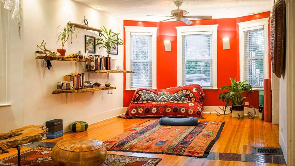 Lovely Boston Condo - Somerville Apartment in Somerville