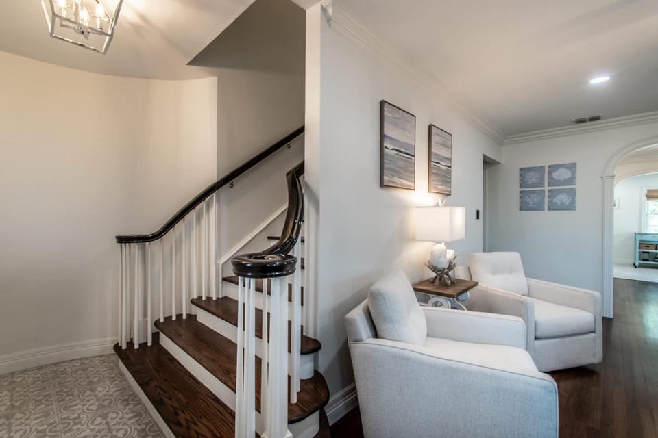 Bayfront Breeze on Ocean Drive Sleeps 15 House in Nueces County