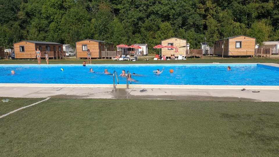 Camping Le Pré Cathare Country House in Occitanie