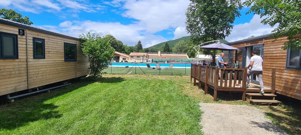 Camping Le Pré Cathare Country House in Occitanie