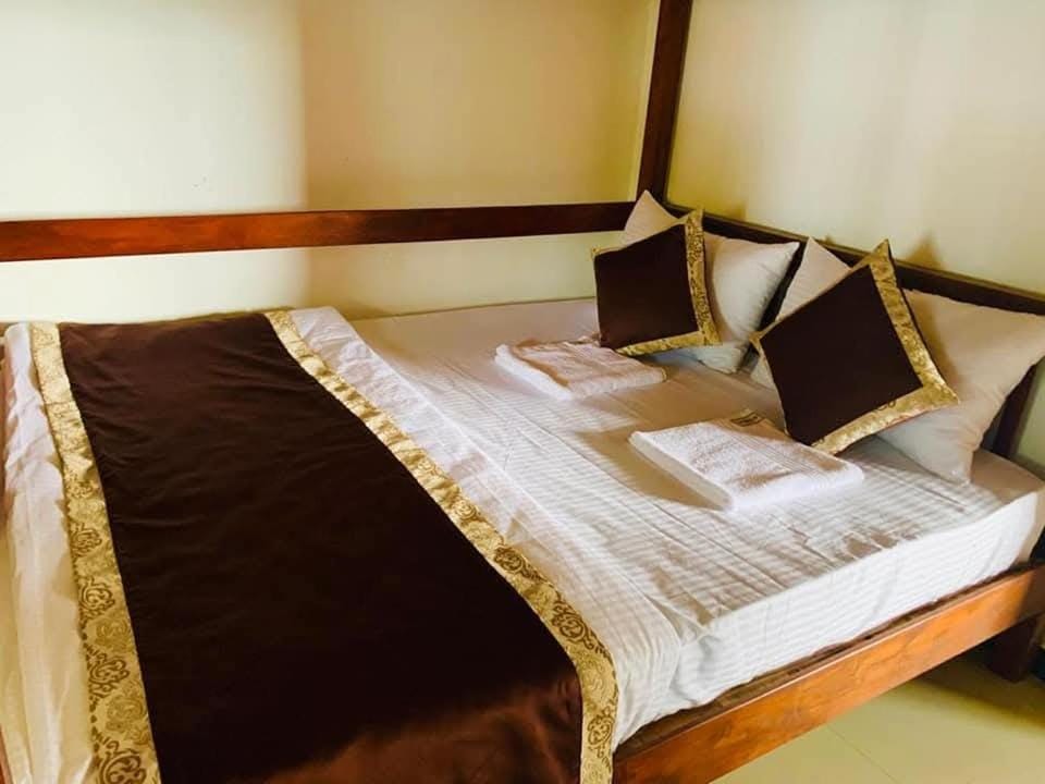 Lake Infinity Luxury Condos Apartment in Nuwara Eliya