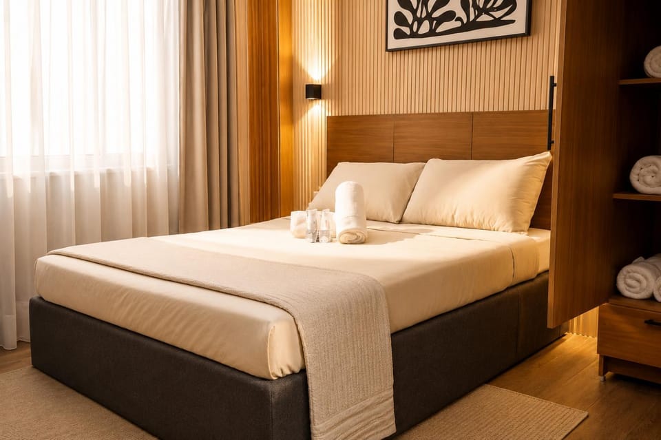 Property building, Bed