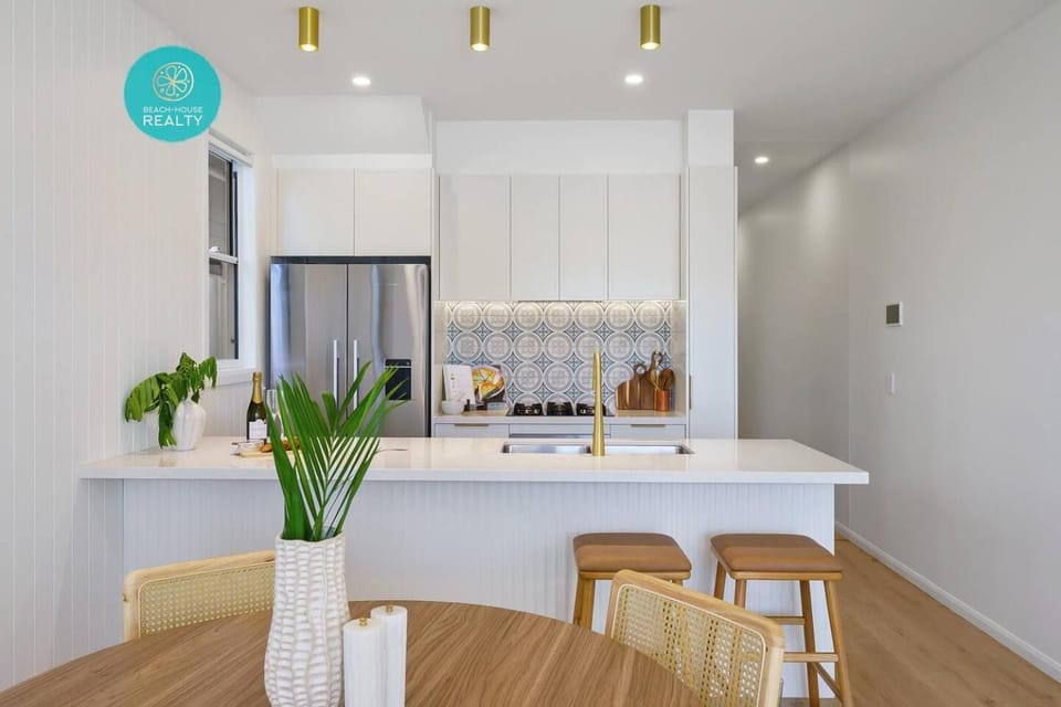 3-Bed Kingscliff Beach Stay | Private Plunge Pool House in Kingscliff