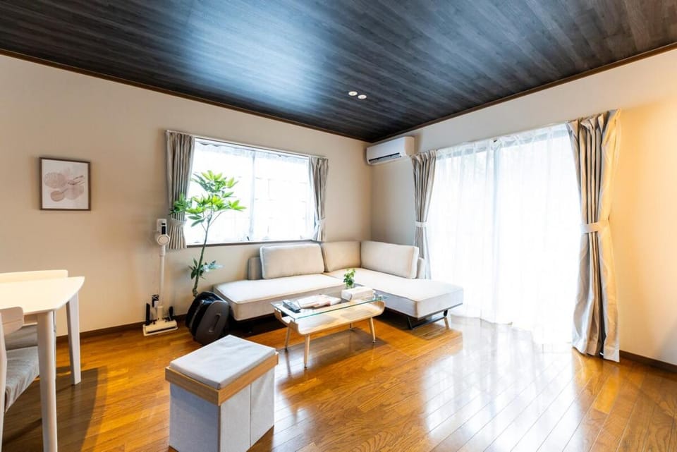 Private Villa 青梅庵 - Max 10, 8-min walk to Dazaifu, 1 free-parking, 5 bedrooms Apartment in Fukuoka Prefecture