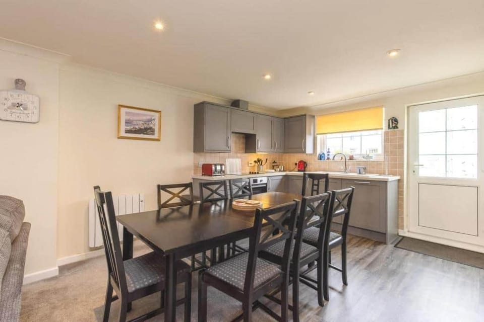 Newquay - Atlantic Lodge - 10 - Pets - Pools - Gym House in Newquay