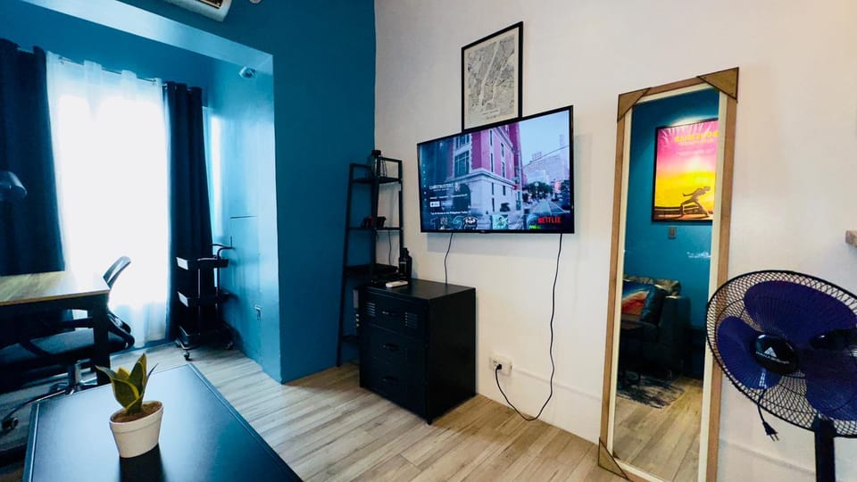ManCave Studio Tomas Morato PS4 Netflix Apartment hotel in Quezon City
