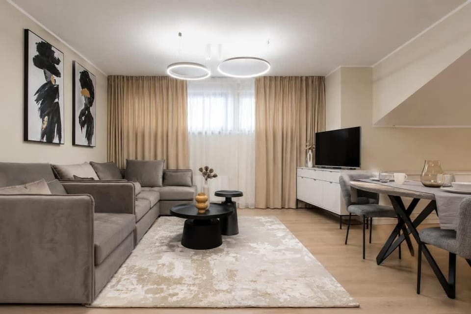 Quiet Studio near old town by Vandore Heritage Apartment in Riga