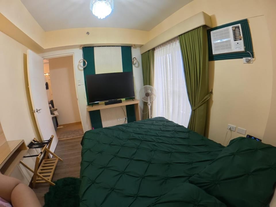 Condo in Sonora las pinas 2 bedroom for staycation Apartment in Las Pinas