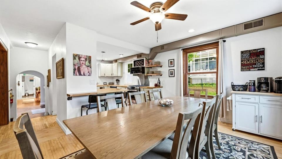 Spacious Door County Retreat with Fire Pit & Yard Near Downtown Sturgeon Bay, WI House in Sturgeon Bay