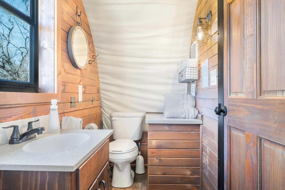 Luxury Glamping Caravan Stay Near Lake Taneycomo in Branson, Missouri House in Ozark Mountains