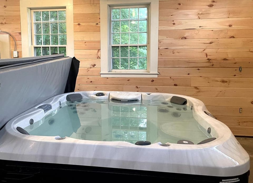 Historic Family Retreat with Hot Tub & Game Room Near Okemo, Vermont House in Weston