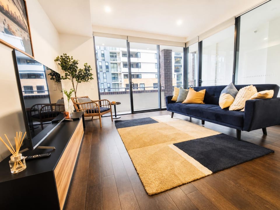 Modern 2BDR Near Airport and Train Station Apartment in Mascot