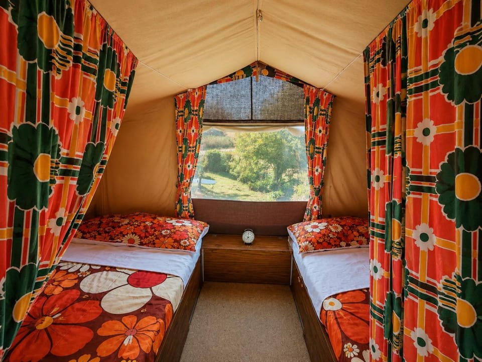 une nuit insolite en 1980 Campground/ 
RV Resort in Brittany