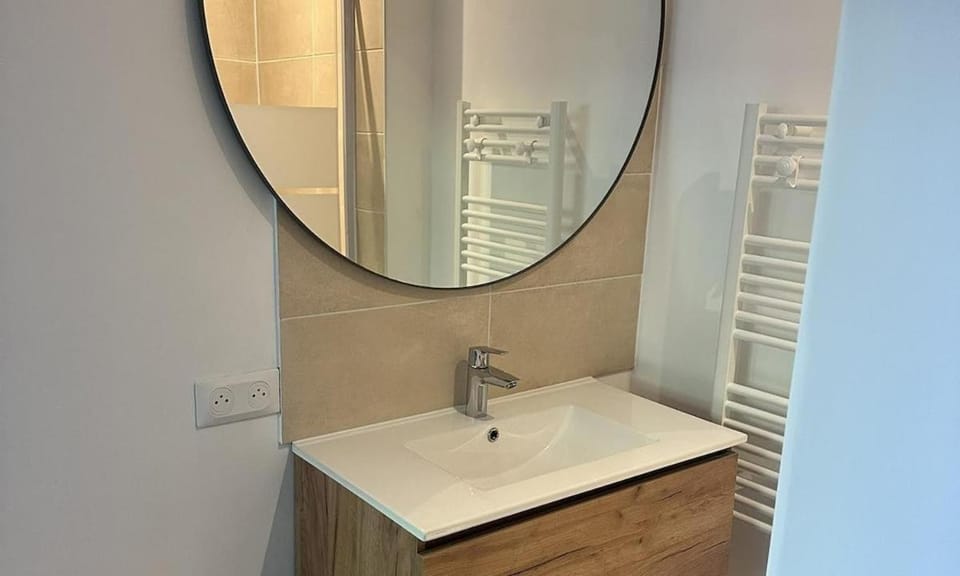 AGENCE MOMENT'APART Heart Apartment in Lille