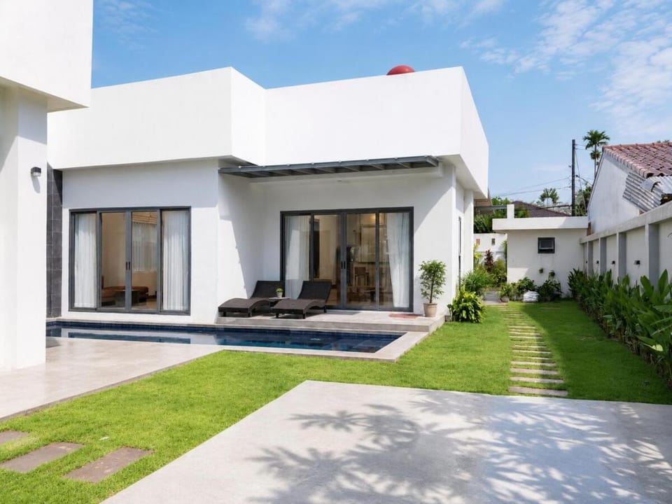 SOLAYA, 2BR Private Pool Villa, Bangtao, Layan & Laguna Villa in Choeng Thale