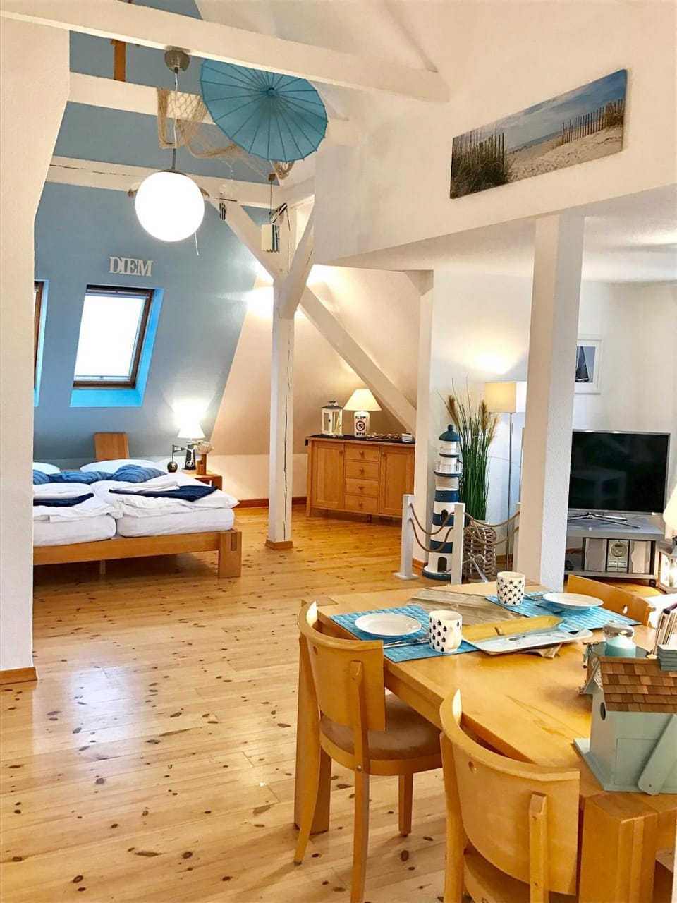 Living room, Dining area, Bedroom