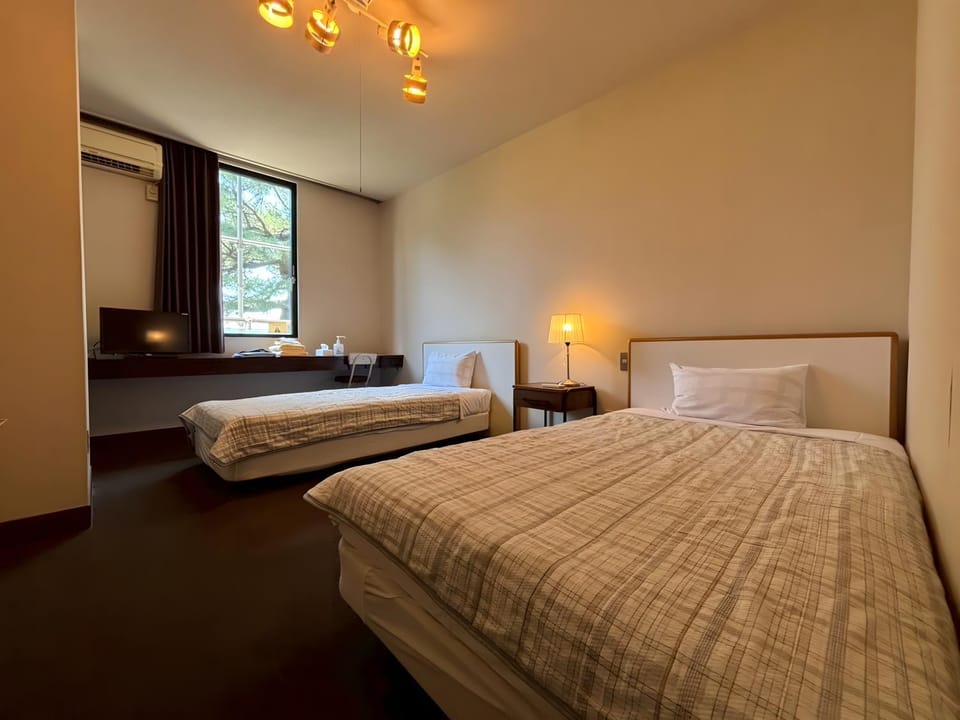 パークホテル楽々園 Hotel in Japan