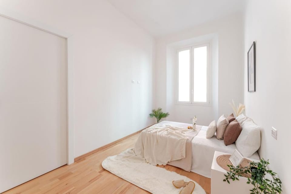 Two-Bedroom Arco Flat with Free Parking Apartment in Milan
