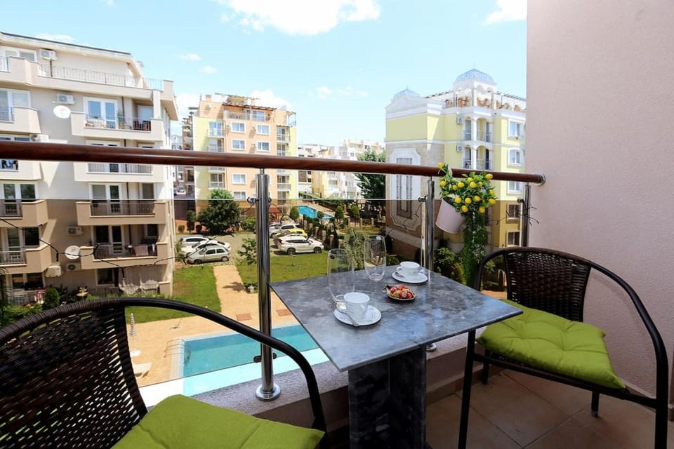 Nicole's Sunny Apartment Home2Host Apartment in Sunny Beach