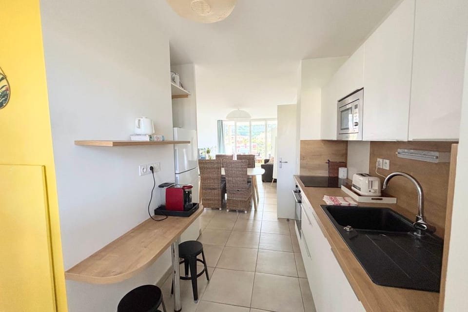 Beautiful flat with terrace & parking Marseille Apartment in Nice