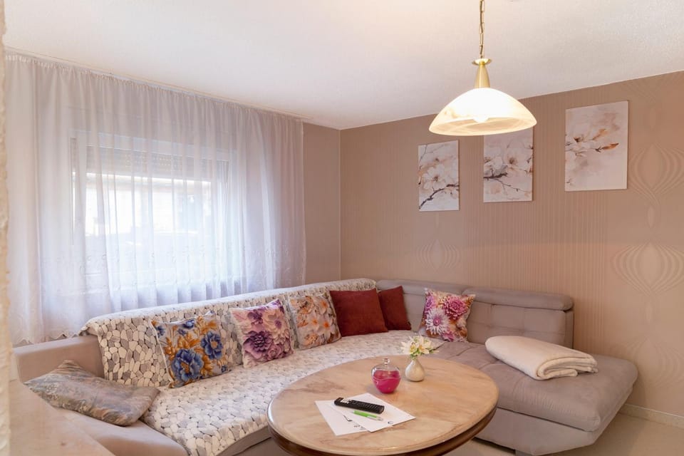 Fewo Bienchen in 04680 Colditz Apartment in Saxony