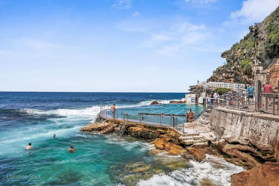 The Lookout - Watch Whales From Your Window Apartment in Sydney