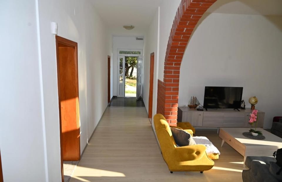 Whispering Heights Sea View Apartment in Kotor Municipality