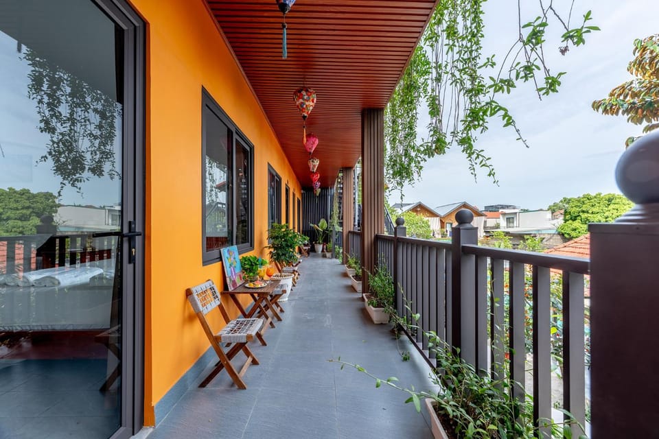 Property building, Day, View (from property/room), Balcony/Terrace, Dining area, Garden view