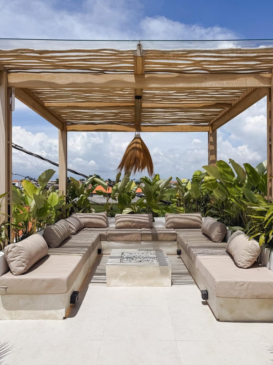 Casa Cemagi - Designer Villa with Gym & Rooftop Lounge Villa in Mengwi
