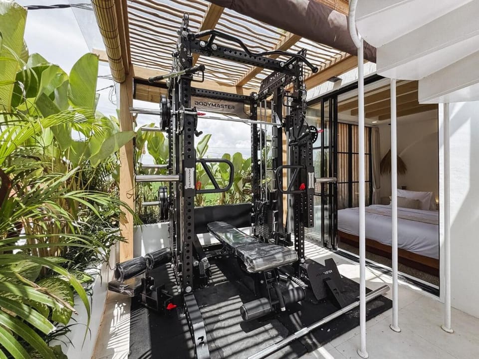 Casa Cemagi - Designer Villa with Gym & Rooftop Lounge Villa in Mengwi