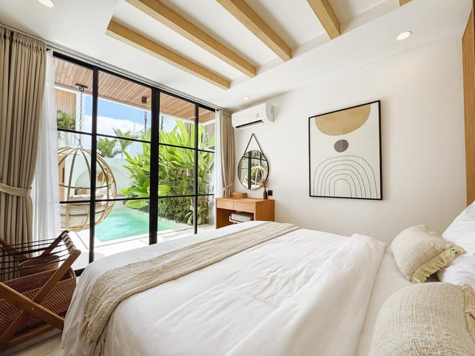 Casa Cemagi - Designer Villa with Gym & Rooftop Lounge Villa in Mengwi