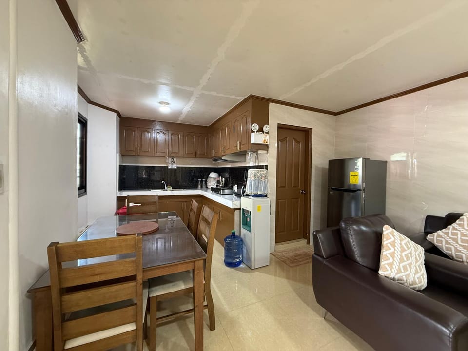 A4 Transient House Vacation rental in Baguio