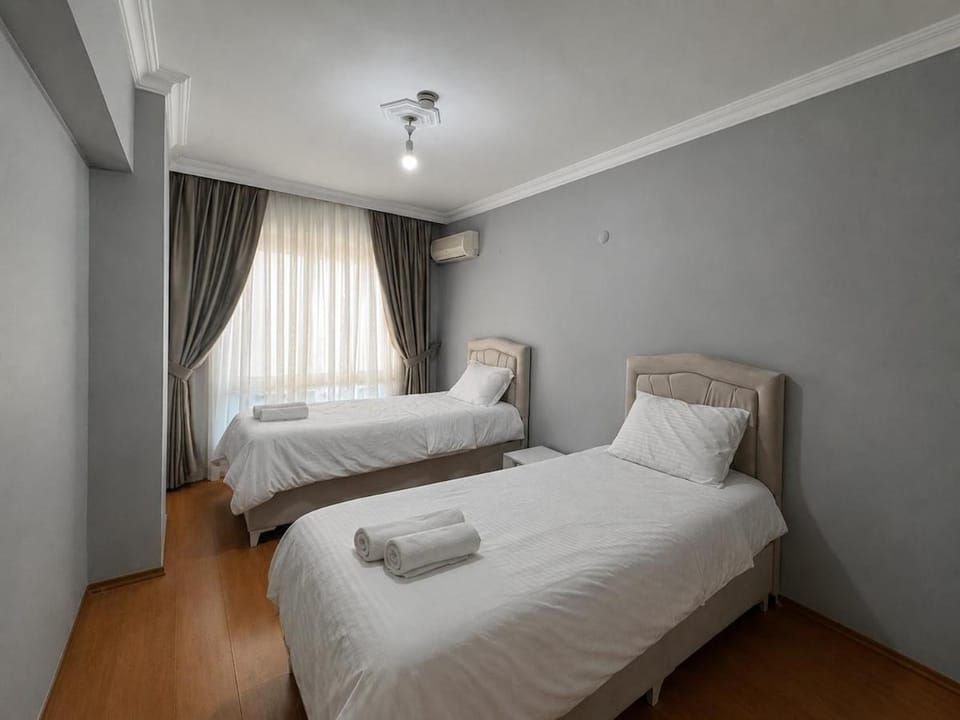 Spacious City View Home in a Central Location Apartment in Istanbul