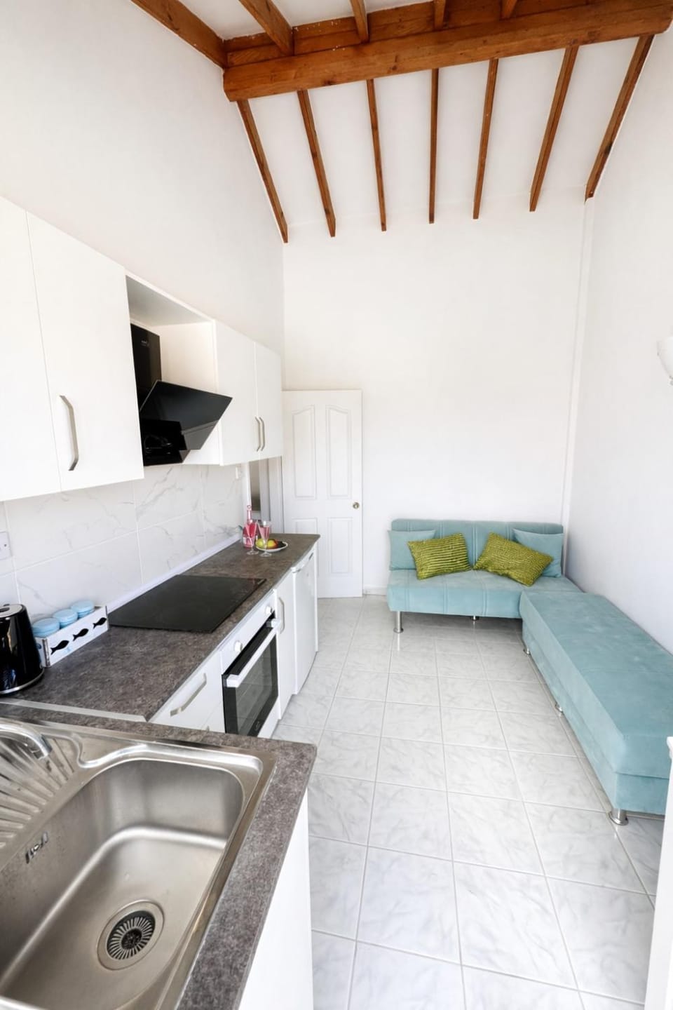 Kitchen or kitchenette, kitchen