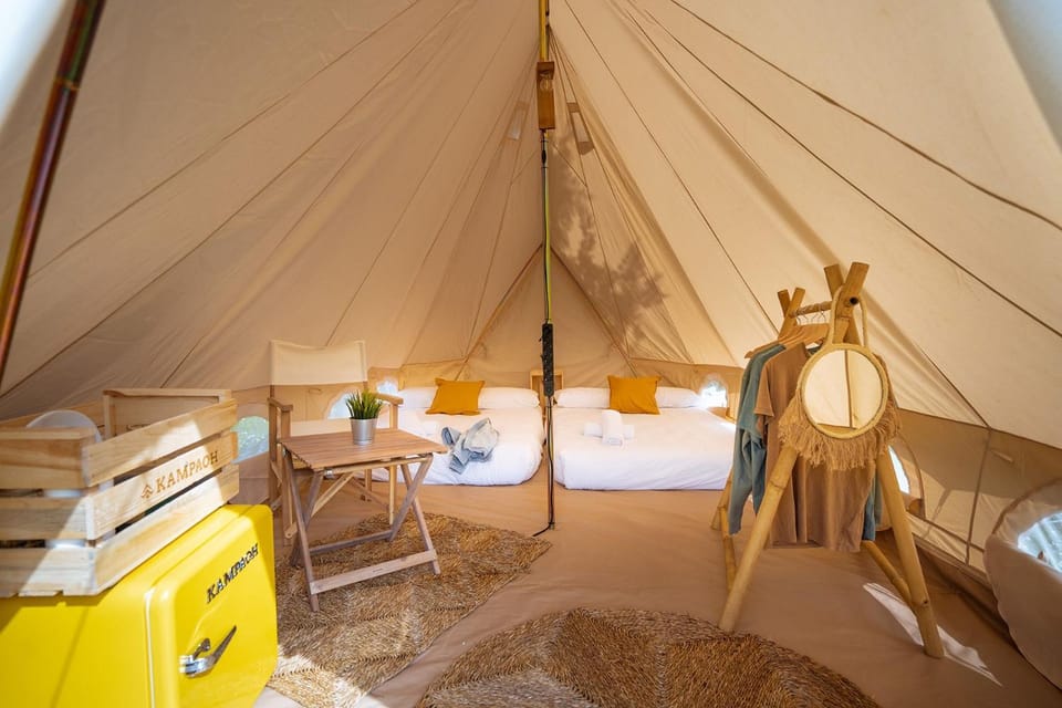 Bed, Photo of the whole room