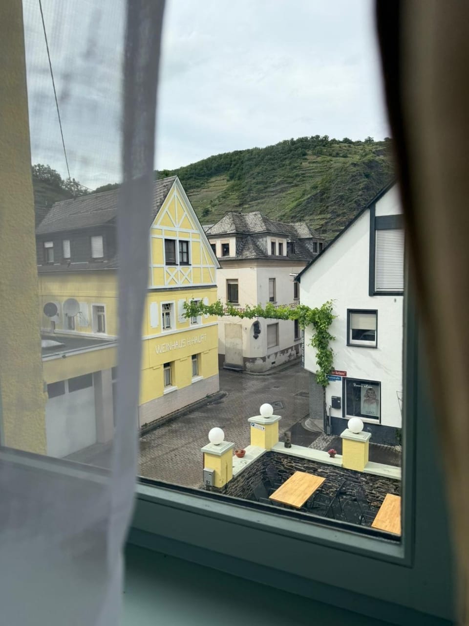 View (from property/room), Photo of the whole room