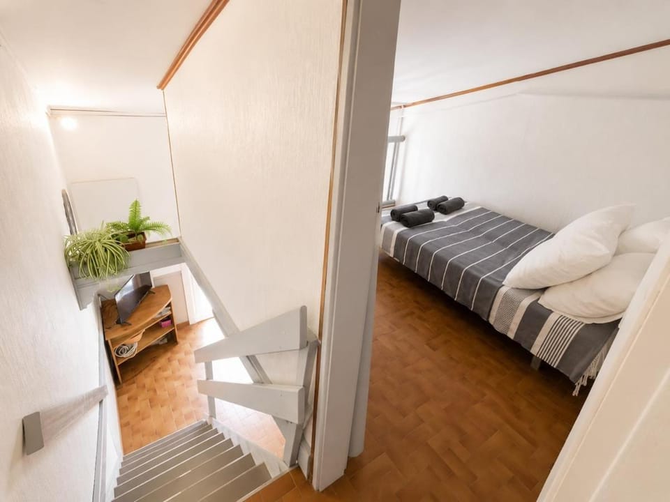 Duplex avec Balcon - Climatisation - 150 m de la plage Apartment in Marseillan