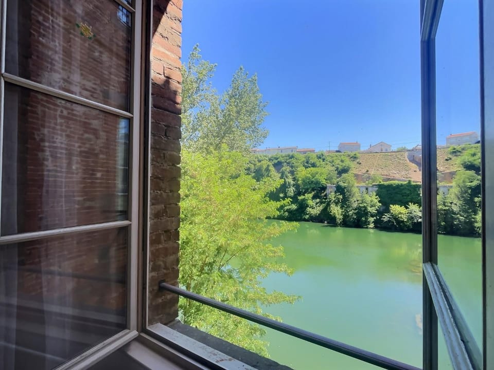 View (from property/room), Living room, River view