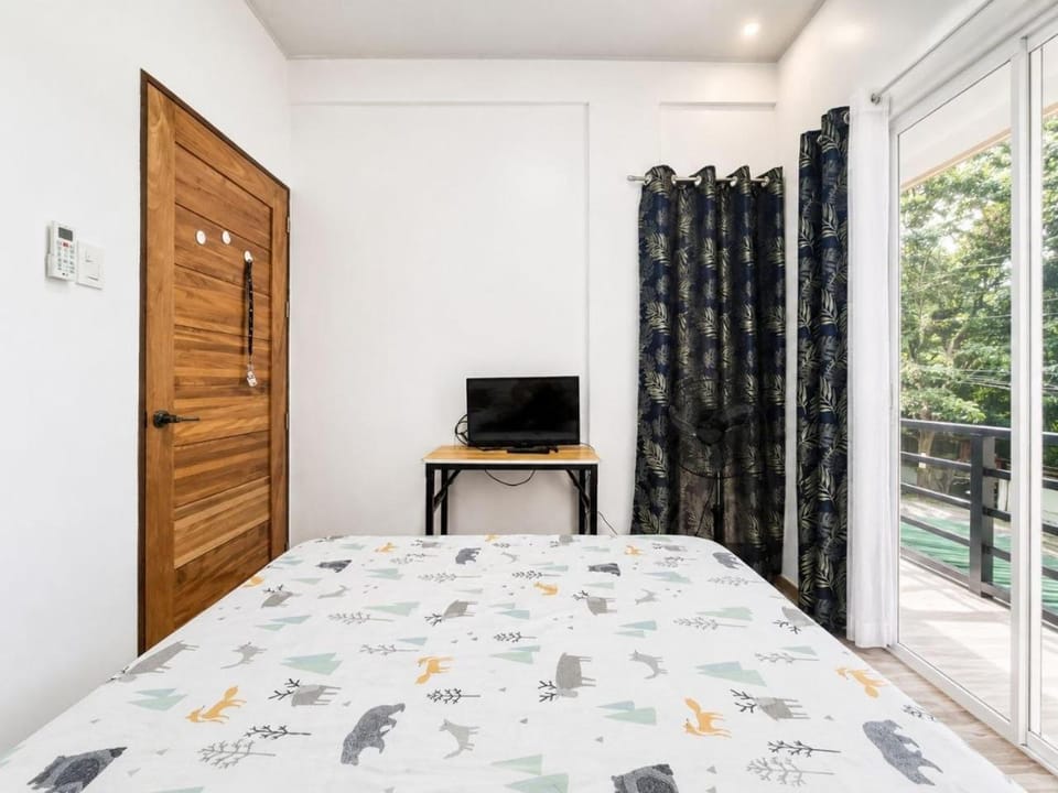 M&B Cozy Room at Talipanan Country House in Puerto Galera