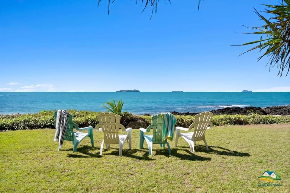 Garden, Beach, Sea view