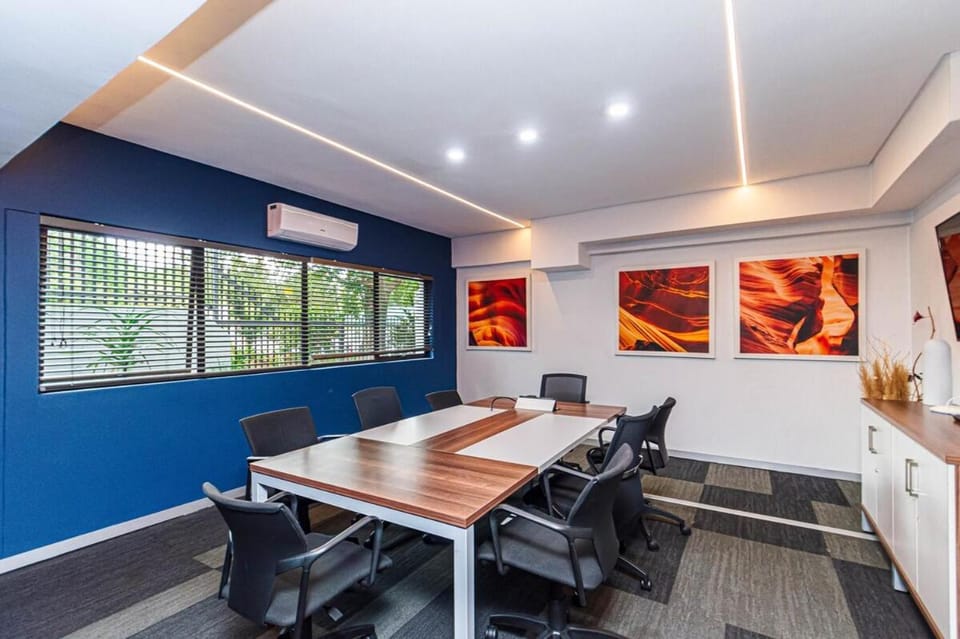Meeting/conference room