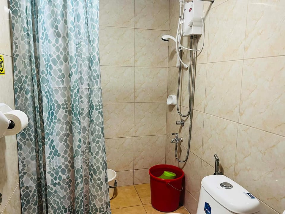 Shower, Toilet, Bathroom, bidet