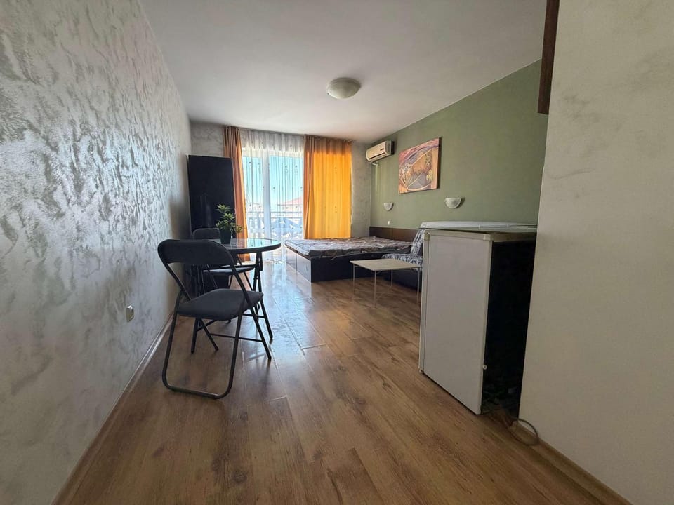 Charming Studio in Royal Palm Complex Sveti Vlas by Flat Mаnager Apartment in Burgas Province