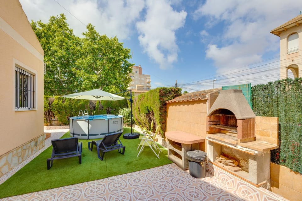 Patio, BBQ facilities, Swimming pool, sunbed