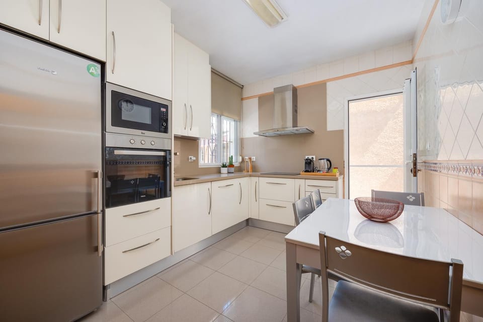 Kitchen or kitchenette, kitchen