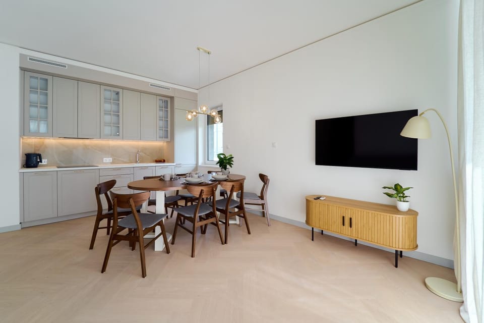 TV and multimedia, Kitchen or kitchenette, Dining area