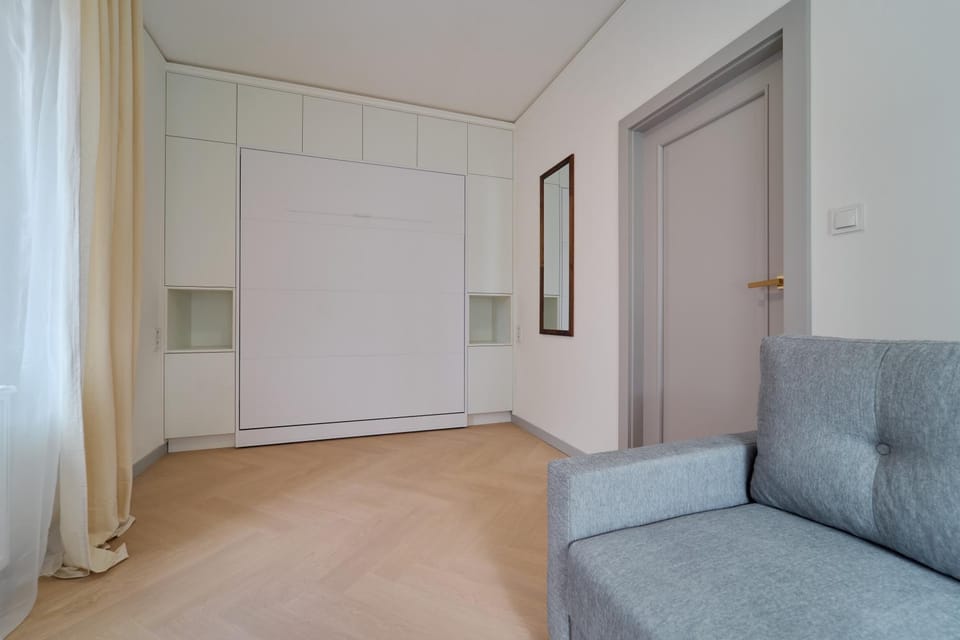 Bedroom, wardrobe