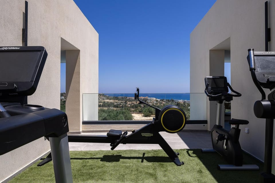 MT7 Panoramic Sea View Villa, By IdealStay Experience Villa in Crete