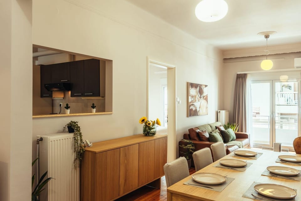 Living room, Dining area, kitchen