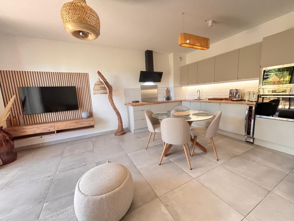 Appartement de charme proche de la Mer Apartment in Eze